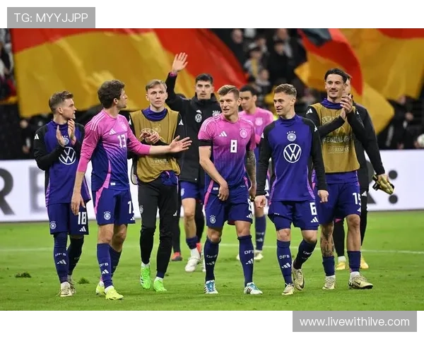 比利时队美友谊赛被安排停机坪安检 比利时队美友谊赛被安排停机坪安检